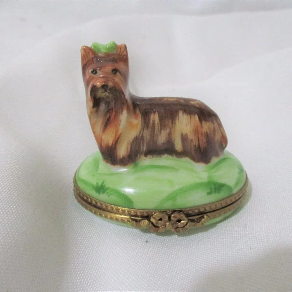 PEINT MAIN LIMOGES FRANCE Porcelain TERRIER DOG BOX w BONE